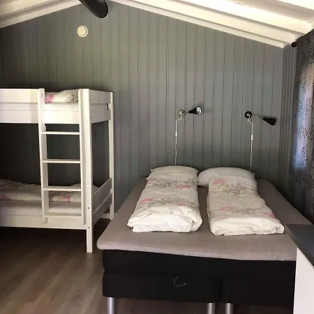 مكان تخييم Solvgarden *